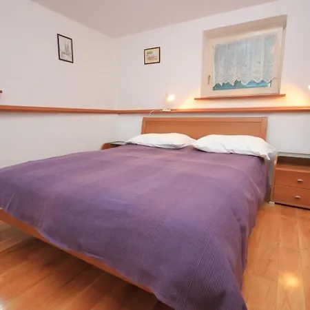 Family Friendly Seaside Moscenicka Draga, Opatija - 7798 Apartamento