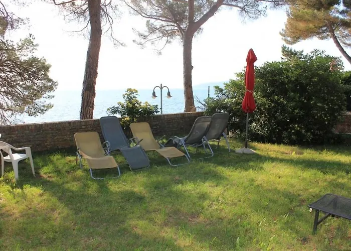 Family Friendly Seaside Moscenicka Draga, Opatija - 7798 Lägenhet