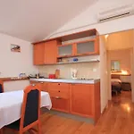 Family Friendly Seaside Moscenicka Draga, Opatija - 7798 Mošćenička Draga